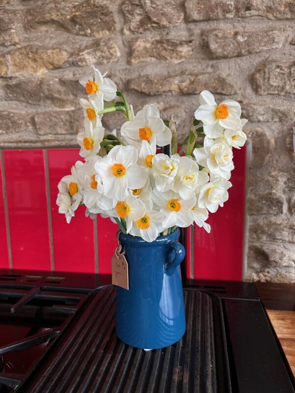 Small Ceramic vase Yellow or Blue